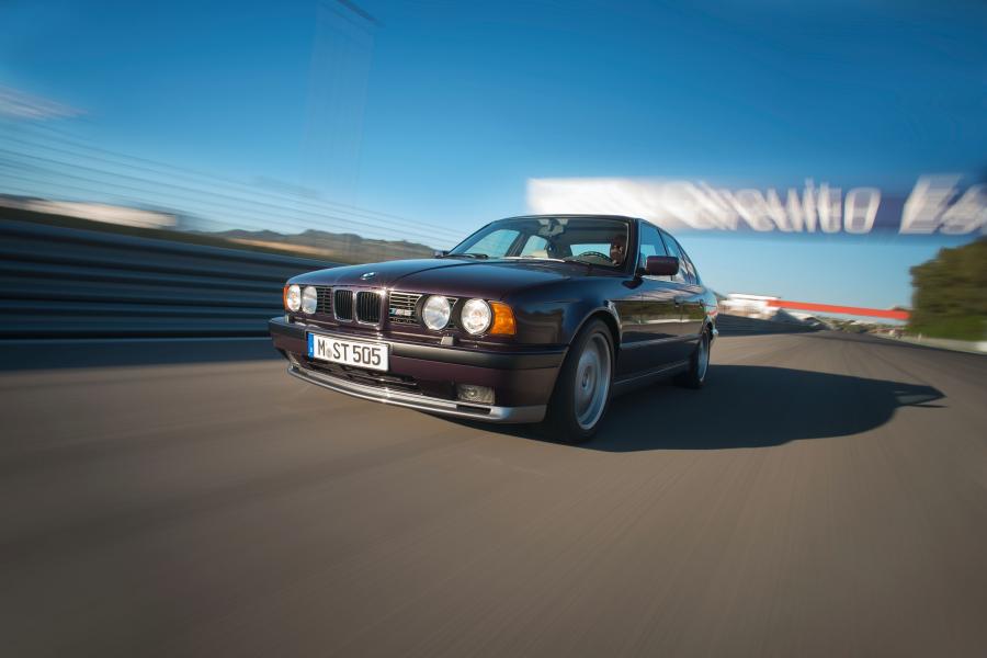  BMW M5 Sedan (E34) 1991 года  (WW) (фото 24 из 42)